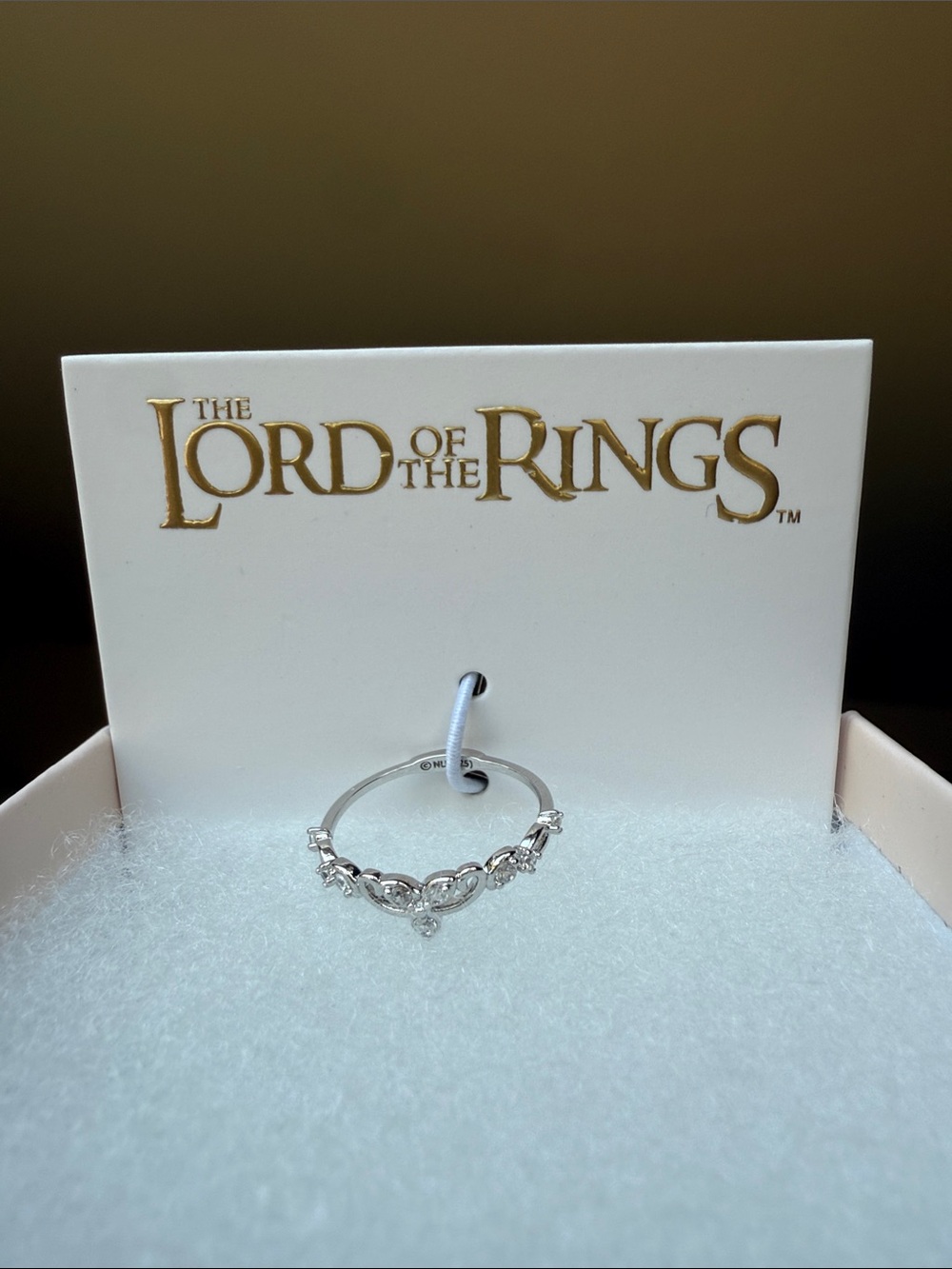 The Lord of the Rings™ Elven Ring — Silver